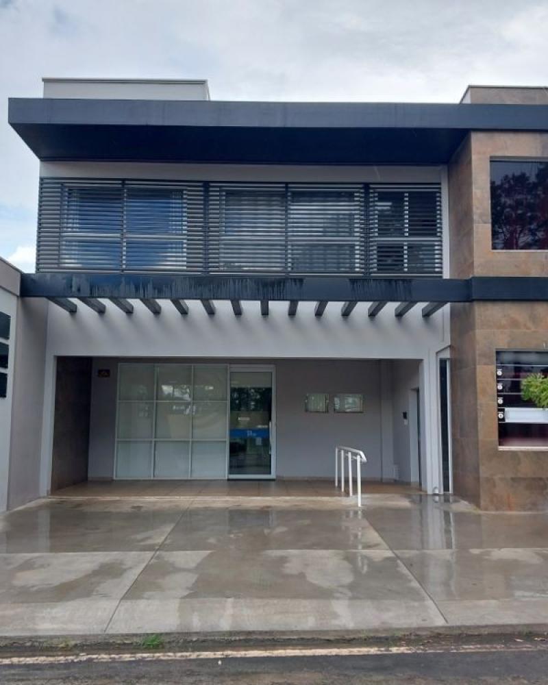 PONTO COMERCIAL NA Vila Claudia em Assis