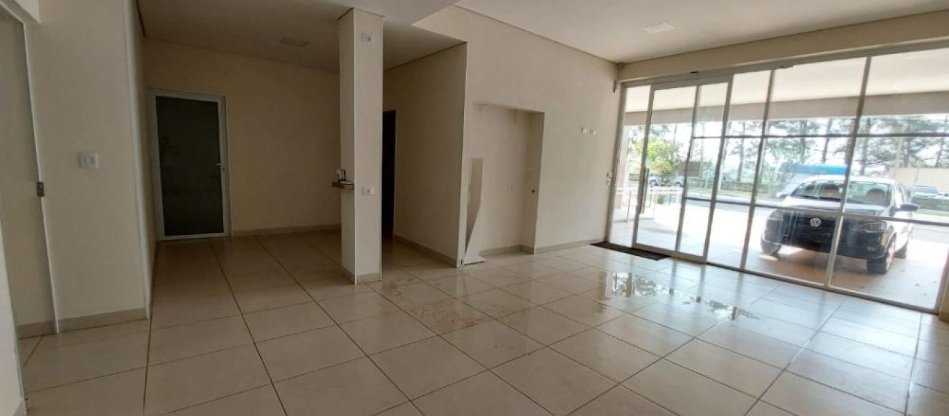 PONTO COMERCIAL NA Vila Claudia em Assis