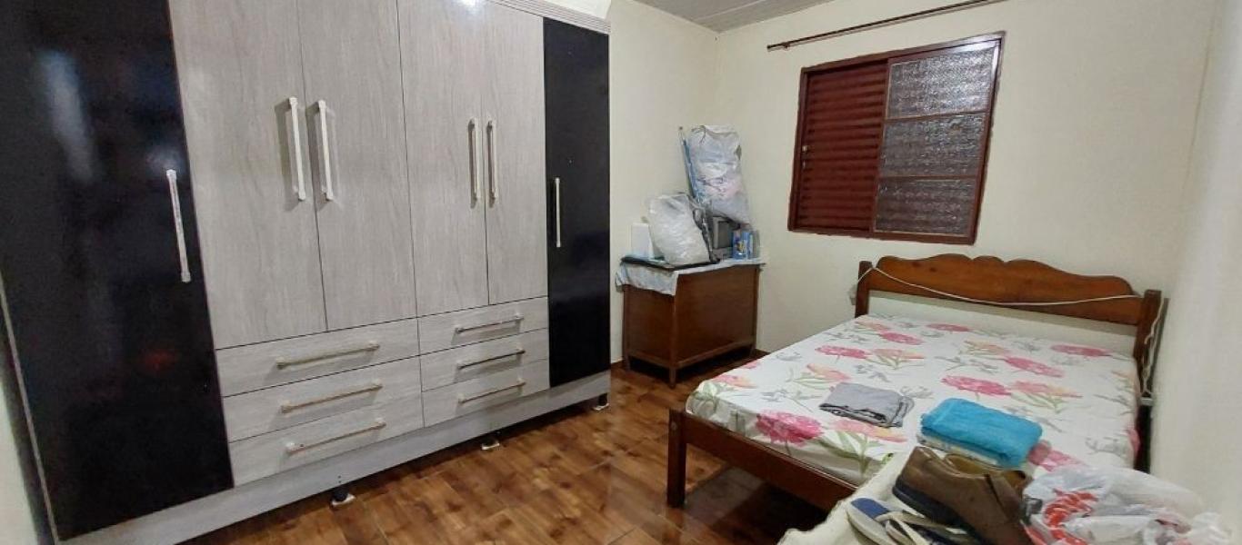 CASA NA Vila Progresso em Assis