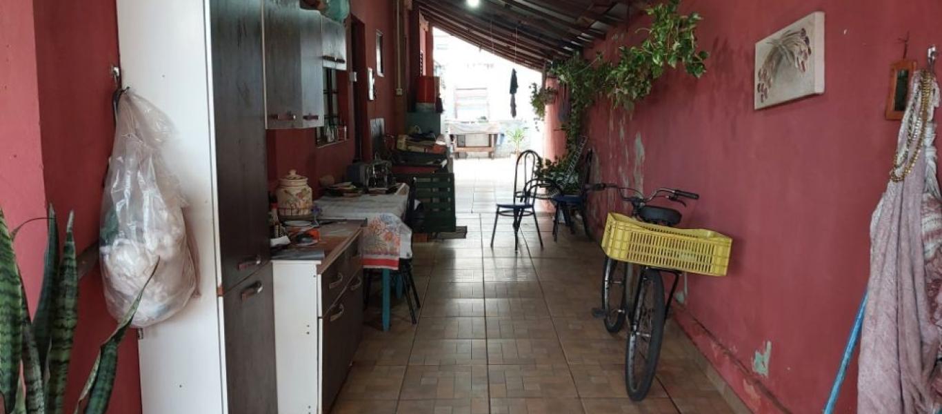 CASA NA Vila Progresso em Assis