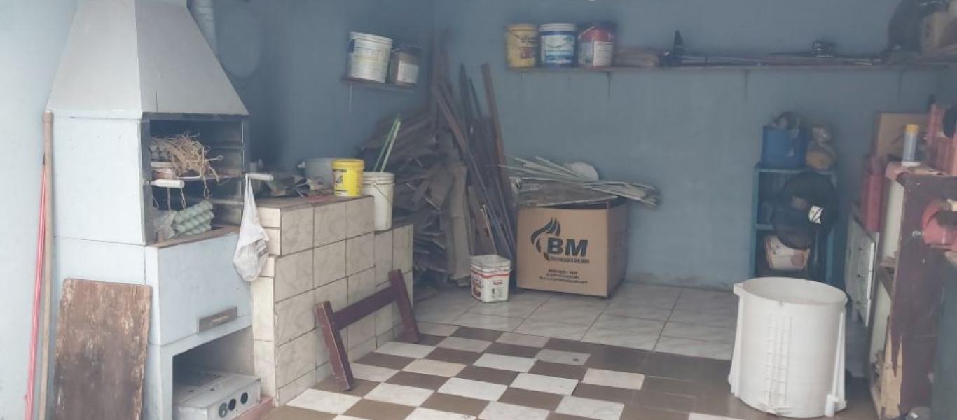 CASA NA Vila Progresso em Assis