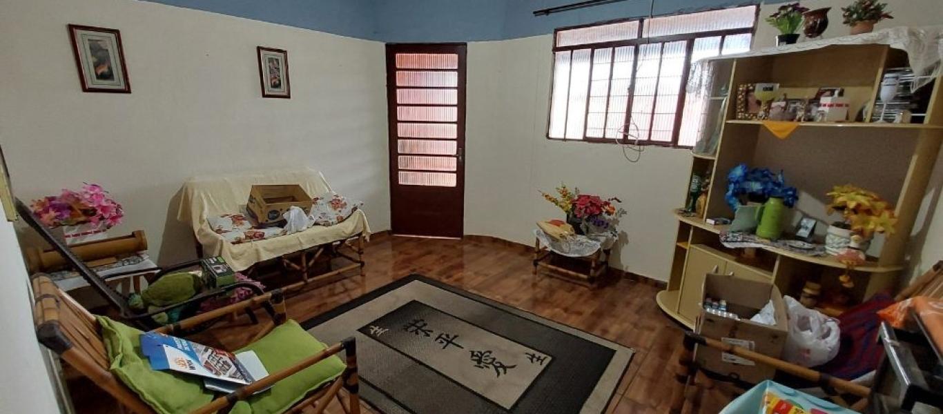 CASA NA Vila Progresso em Assis