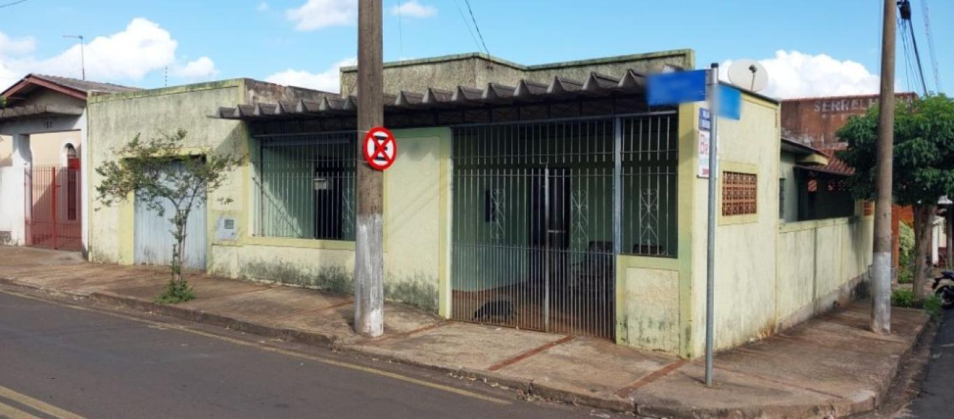 CASA NA VILA ROSANGELA em Assis
