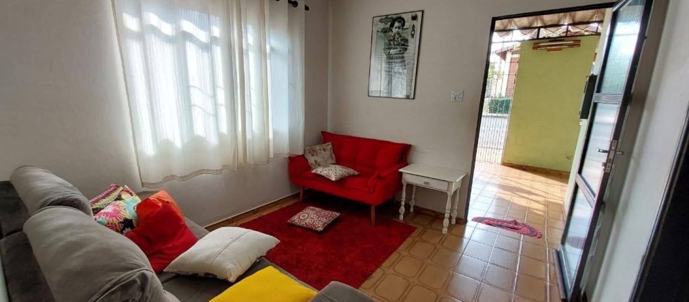 CASA NA VILA ROSANGELA em Assis