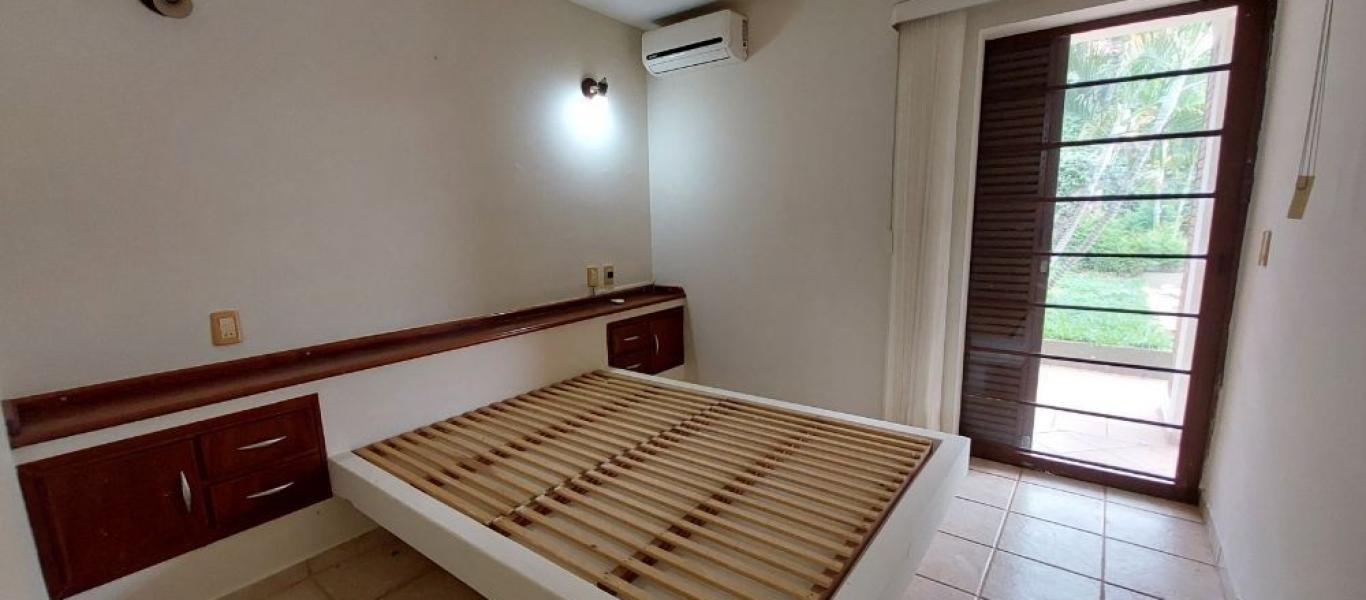 CASA NA Vila Ouro Verde em Assis