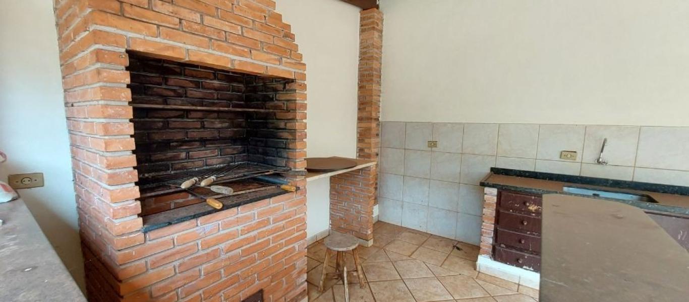CASA NA Vila Ouro Verde em Assis