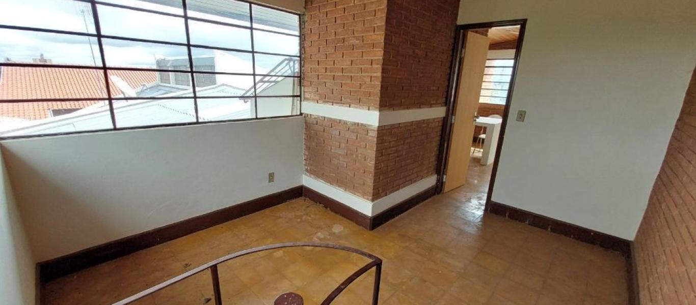 CASA NA Vila Ouro Verde em Assis