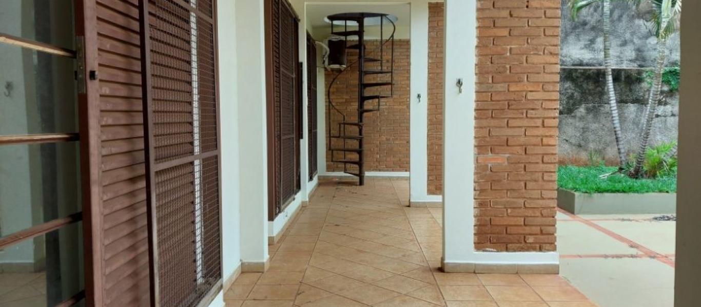 CASA NA Vila Ouro Verde em Assis