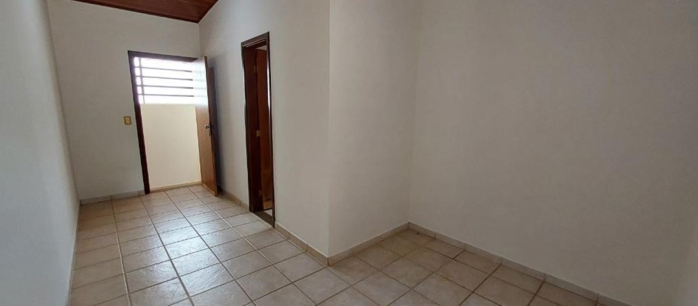 CASA NA Vila Ouro Verde em Assis