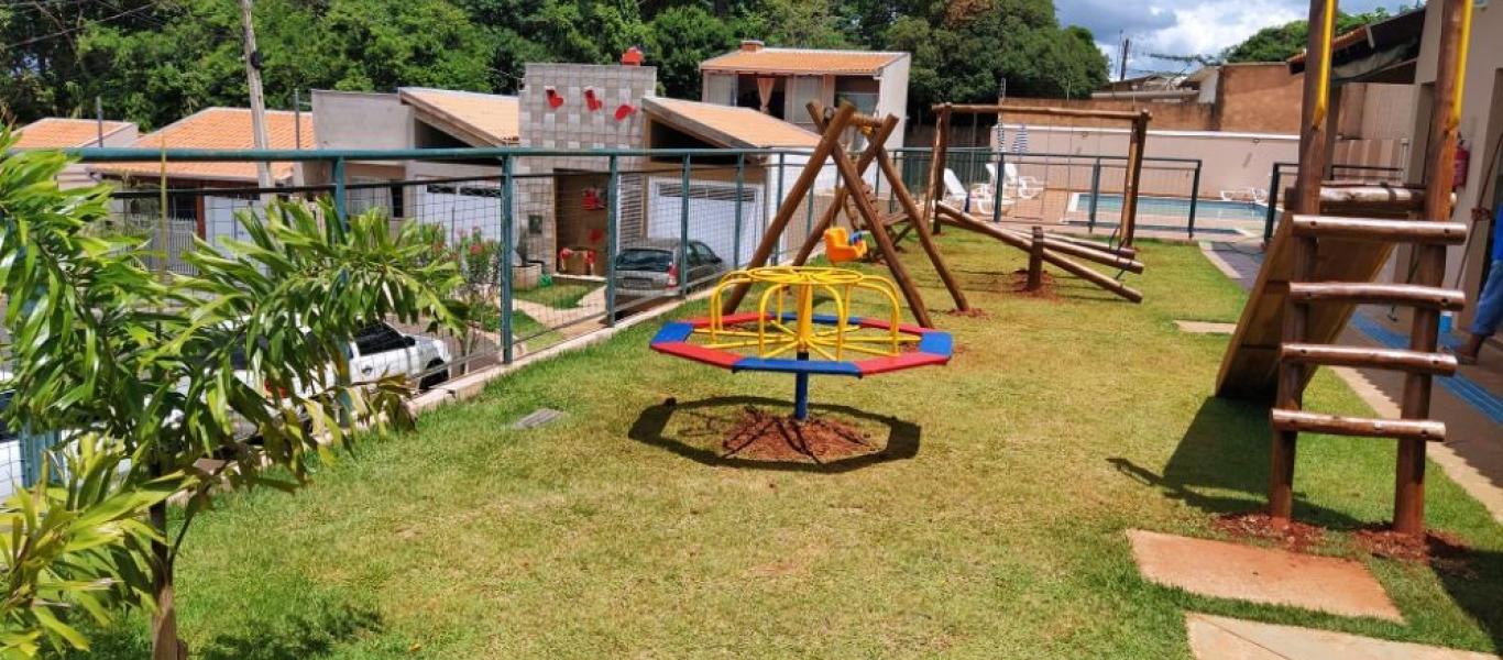CASA NA Vila São Cristóvão em Assis