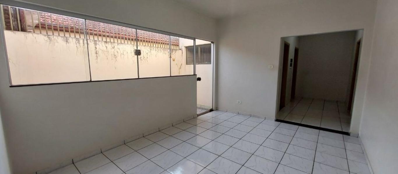 CASA NA Vila Xavier em Assis