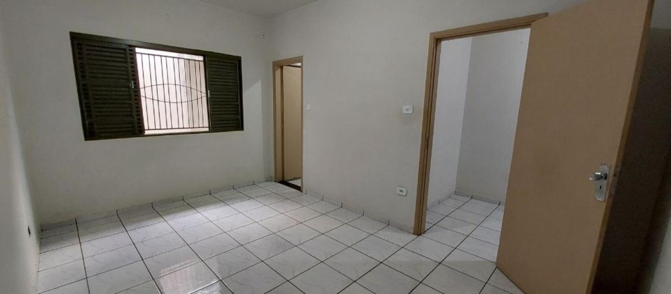 CASA NA Vila Xavier em Assis