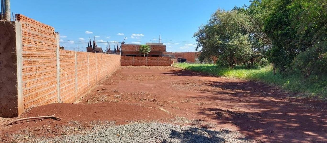 TERRENO NA VILA DAS ÁRVORES em TARUMÃ