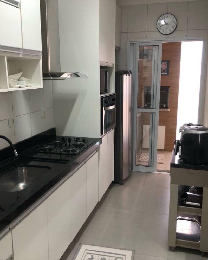 APARTAMENTO NO JARDIM AEROPORTO em Assis