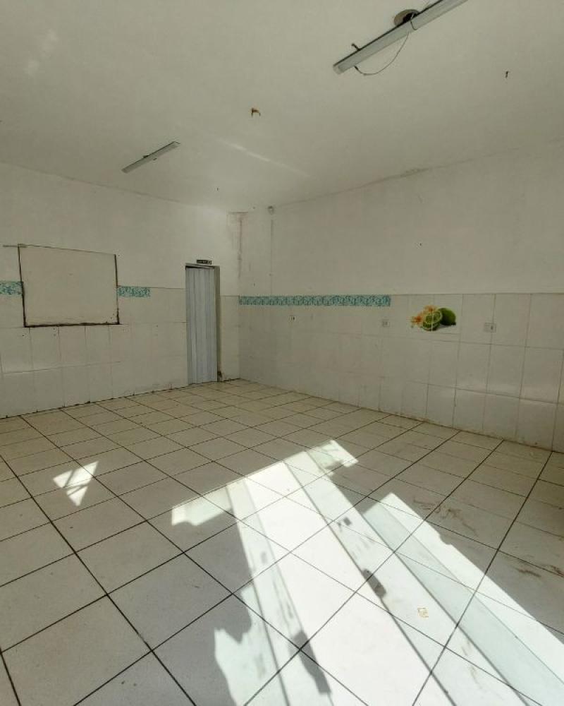 PONTO COMERCIAL NA INOCOOP em Assis