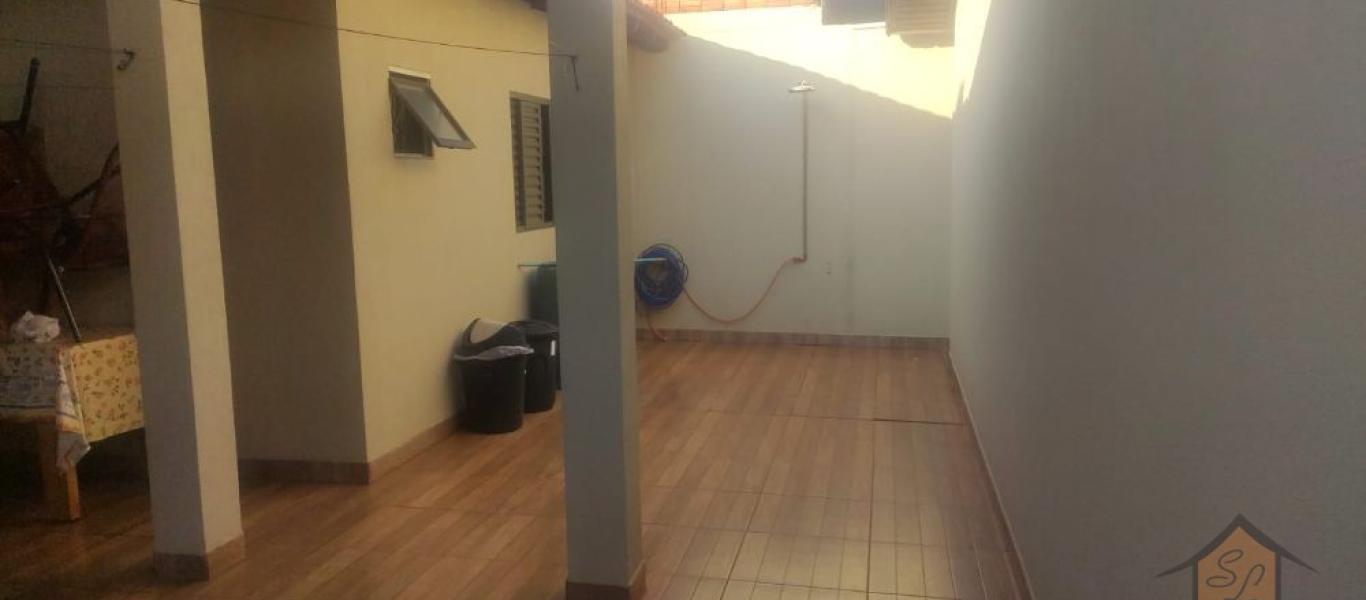 CASA NA VILA DA ÁRVORES em Tarumã