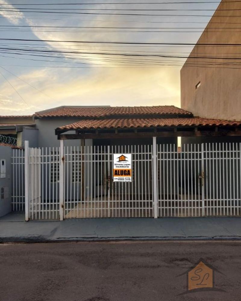 CASA NO Parque das Flores em Assis