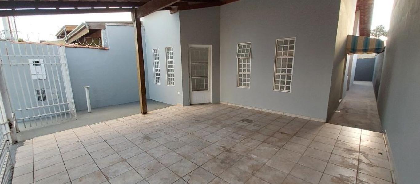 CASA NO Parque das Flores em Assis