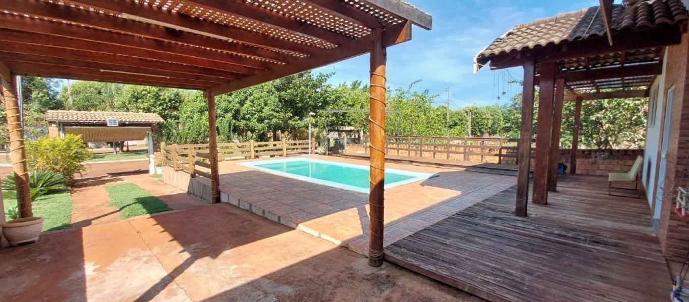 RANCHO NA PORTO em CÂNDIDO MOTA