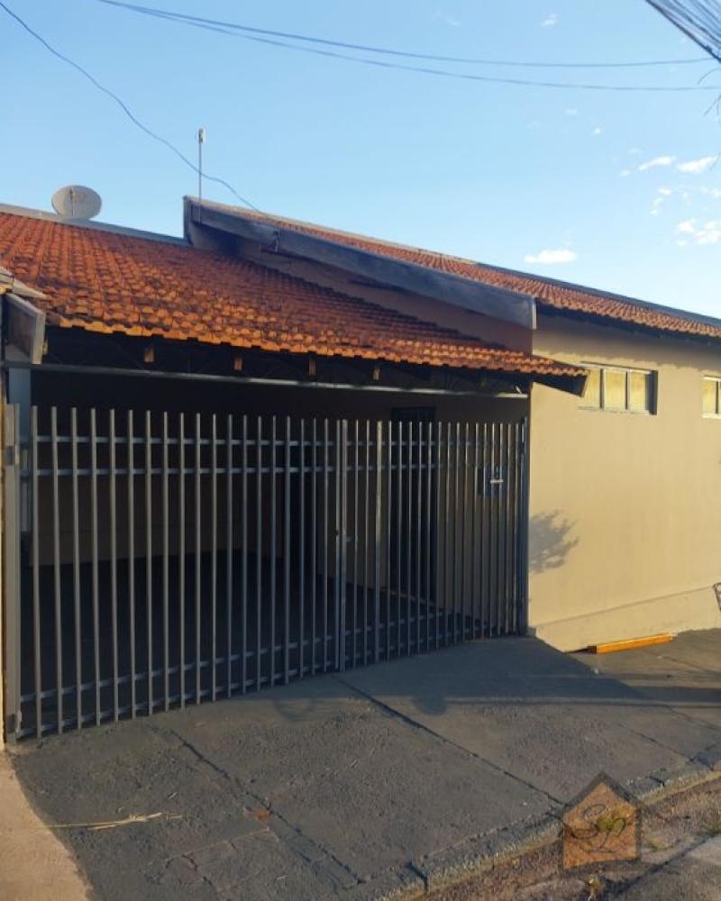 CASA NA Vila Ouro Verde em Assis