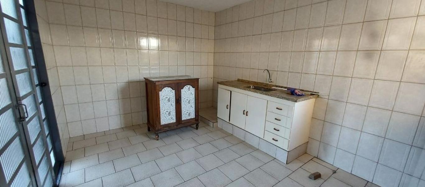 CASA NA Vila Ouro Verde em Assis