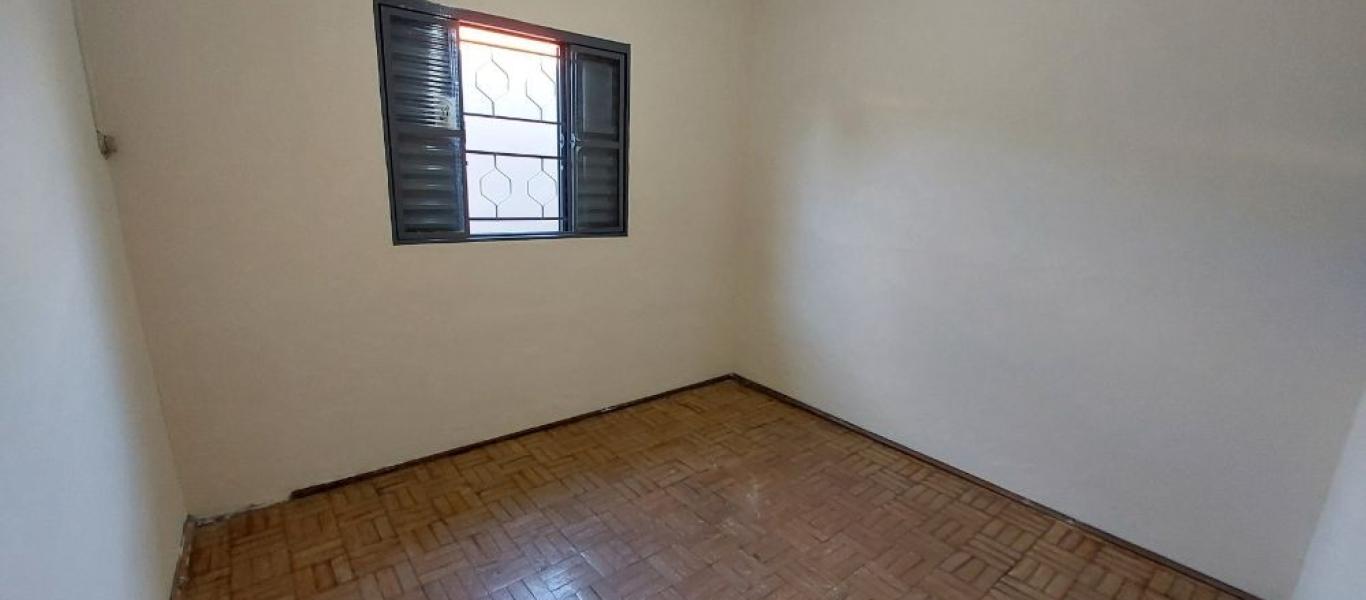 CASA NA Vila Ouro Verde em Assis