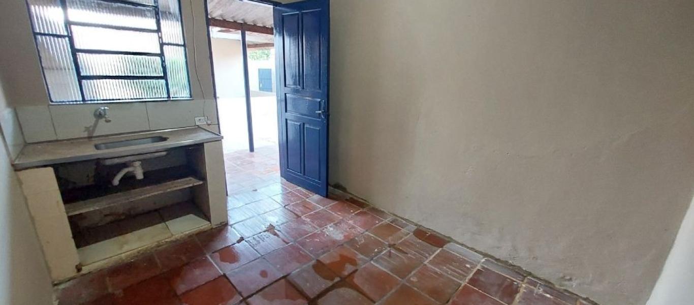 CASA NA Vila Ouro Verde em Assis