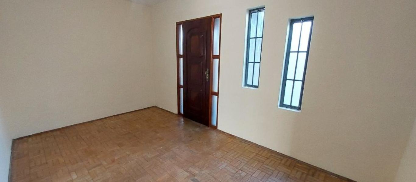 CASA NA Vila Ouro Verde em Assis