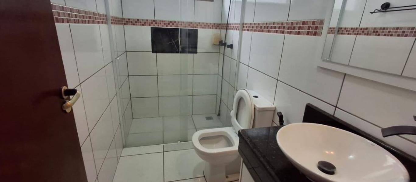 CASA NO Parque Universitário em Assis