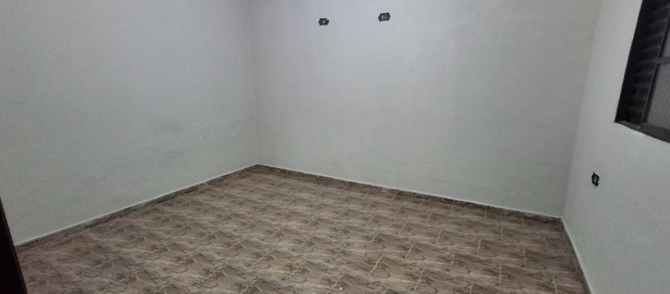 CASA NA Vila Tênis Clube em Assis