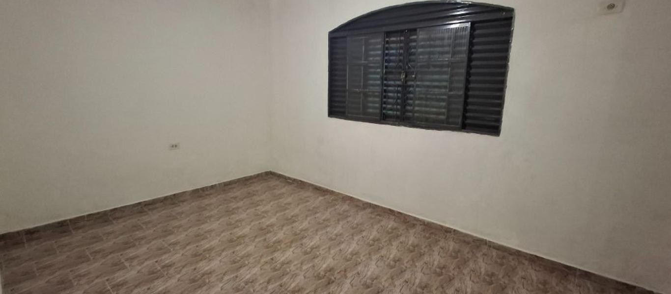 CASA NA Vila Tênis Clube em Assis