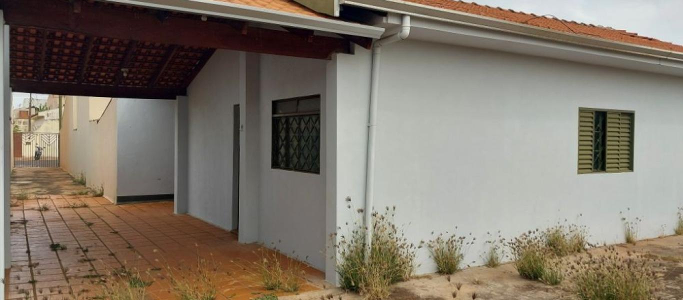 CASA NA Vila Rodrigues em Assis