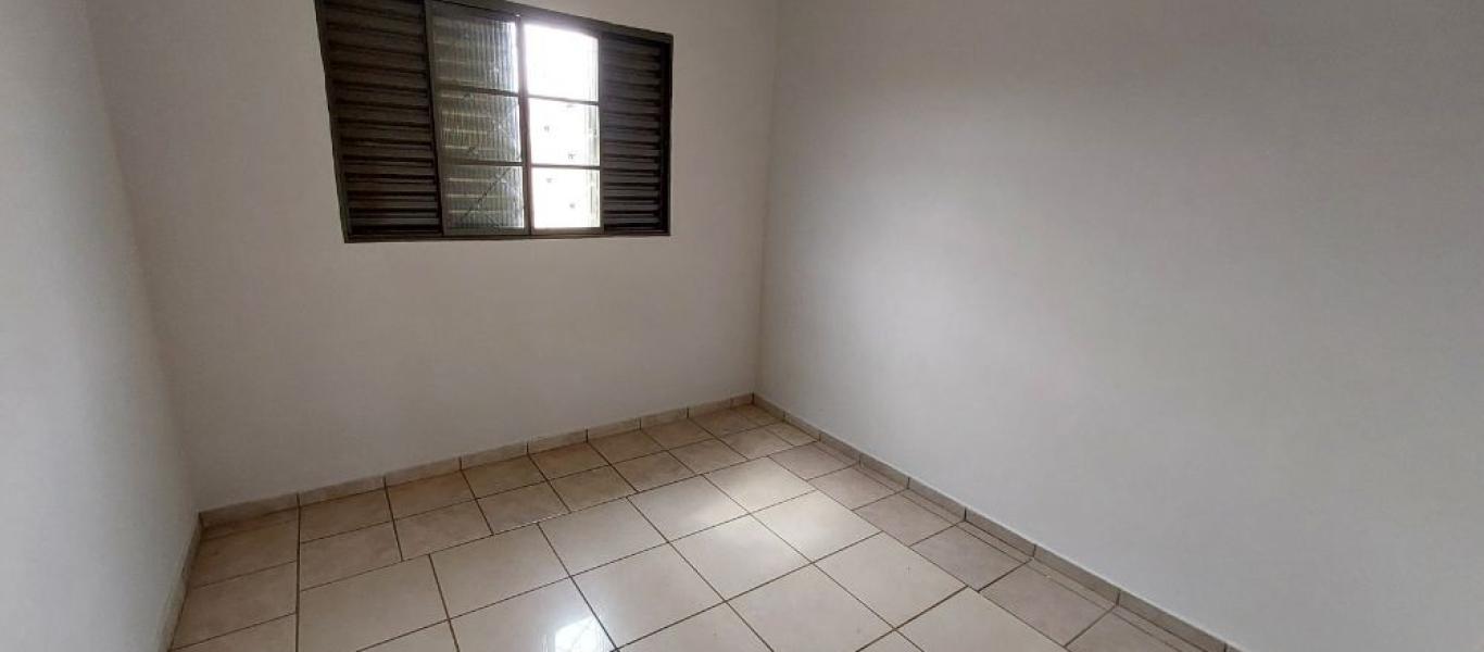 CASA NA Vila Rodrigues em Assis