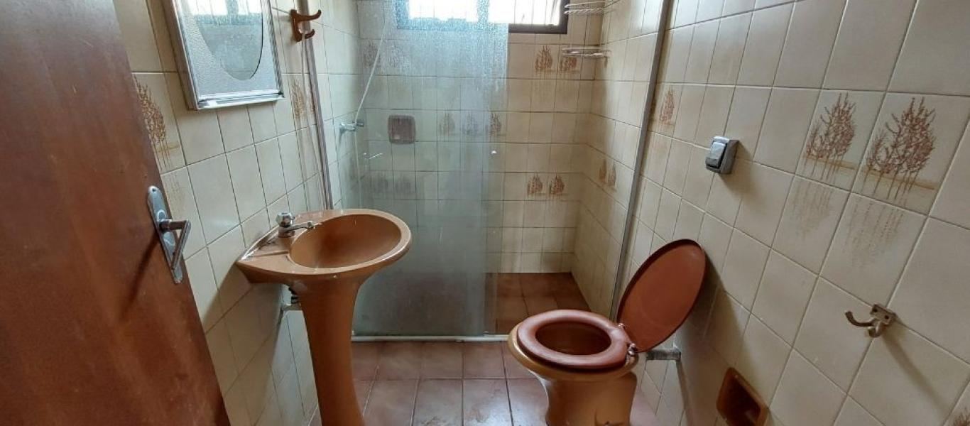 CASA NA Vila Rodrigues em Assis