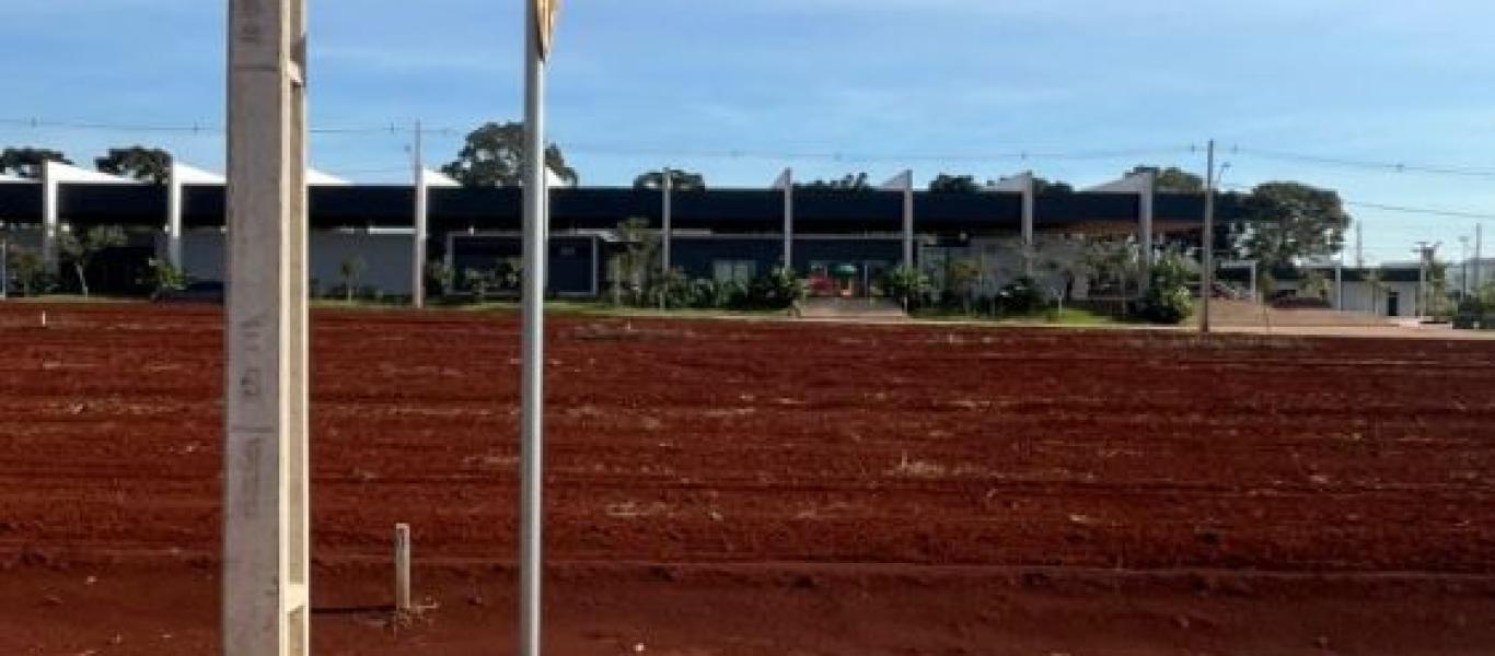 TERRENO NA CONDOMINIO RESIDENCIAL TERRAS DE VITÓRIA em CÂNDIDO MOTA