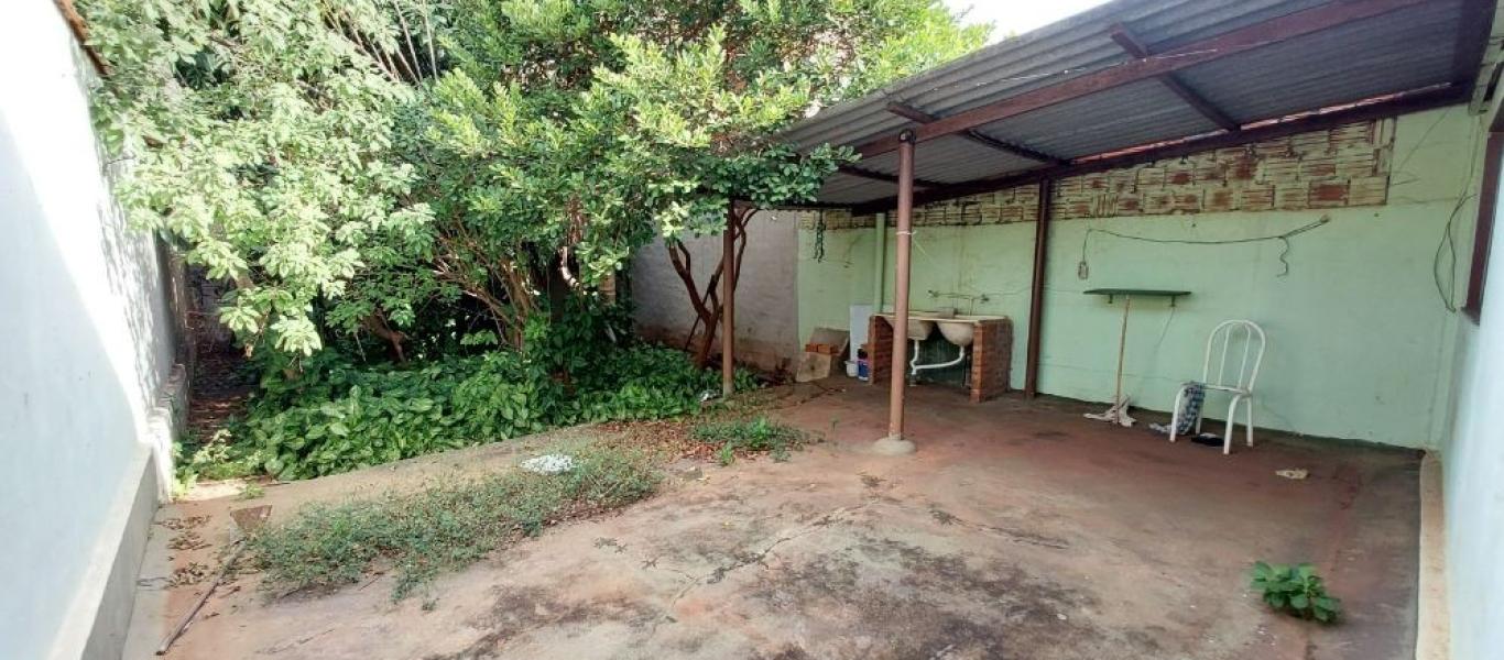 CASA NA VILA Xavier em Assis