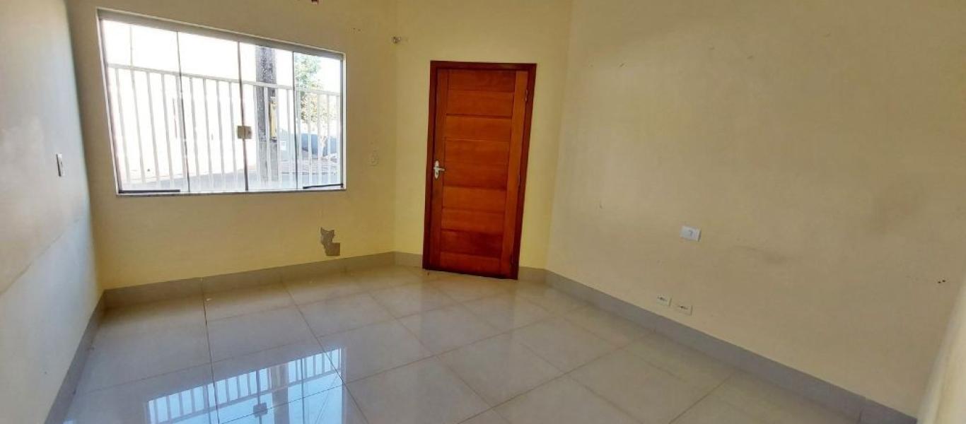 CASA NA Vila Tênis Clube em Assis