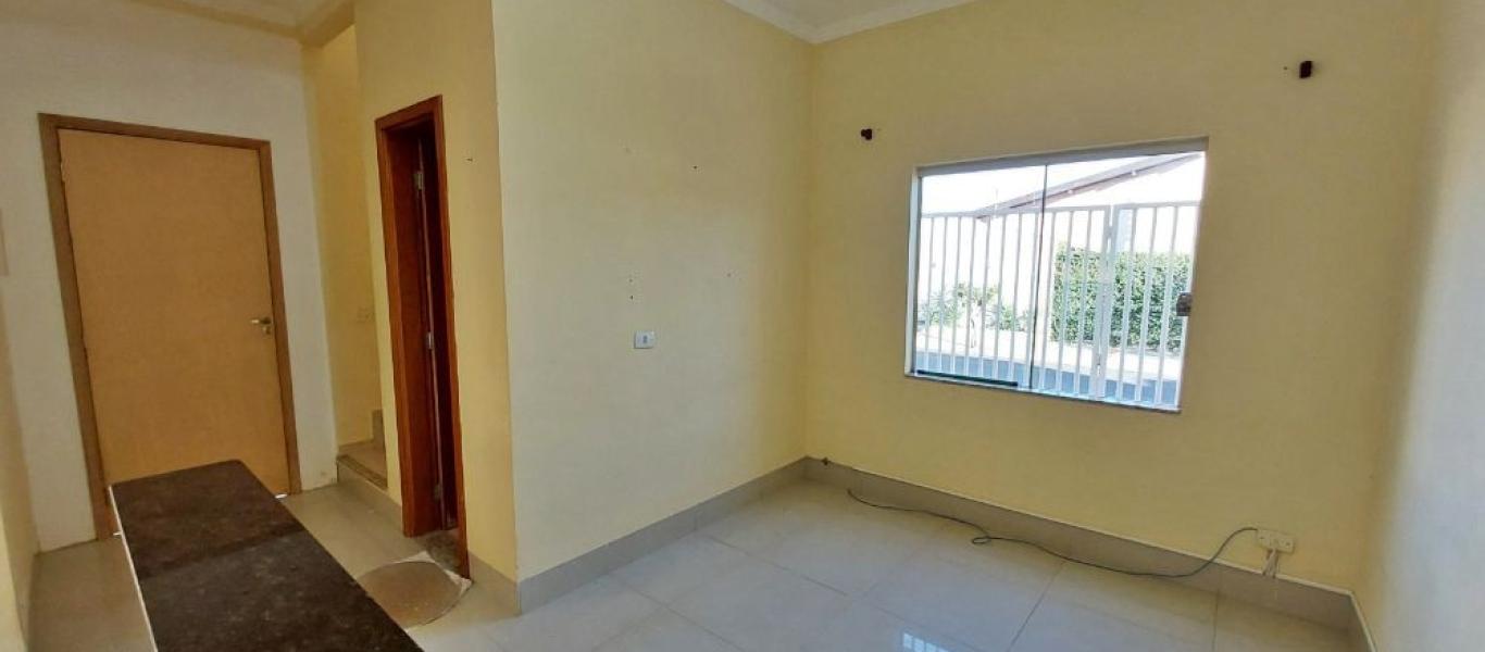 CASA NA Vila Tênis Clube em Assis