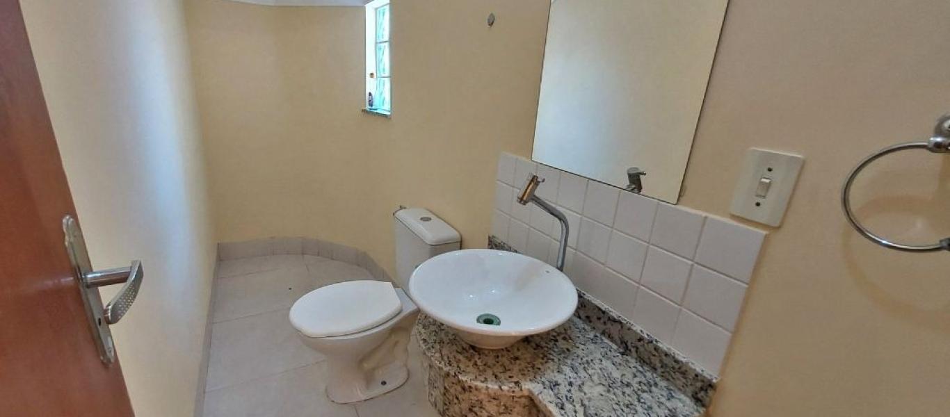 CASA NA Vila Tênis Clube em Assis