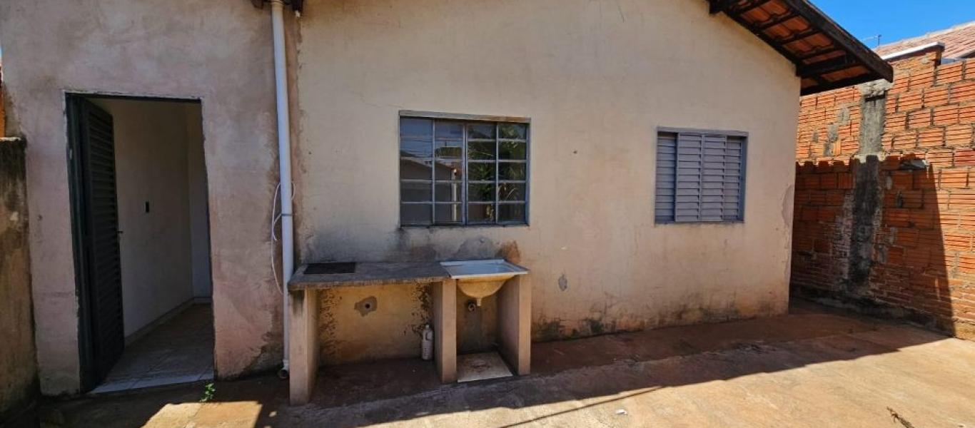 CASA NA Colinas em Assis