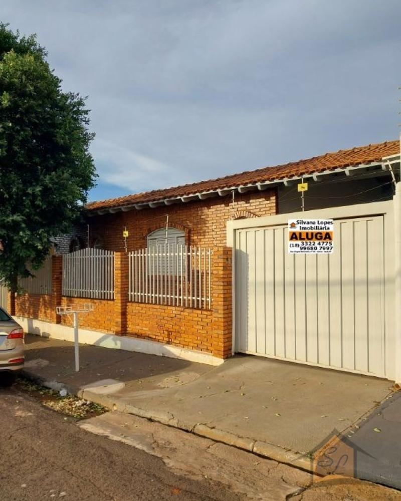 CASA NO Jardim Paulista em Assis