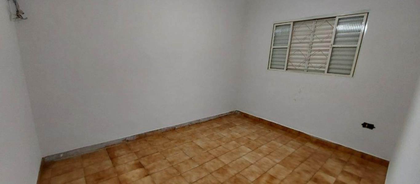 CASA NO Jardim Paulista em Assis