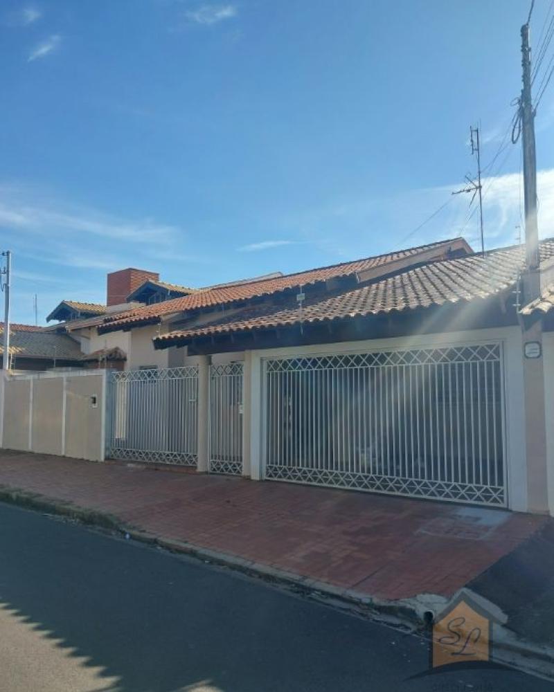 CASA NO Jardim Europa em Assis