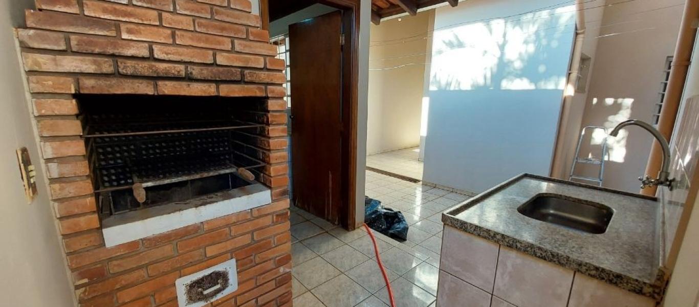 CASA NO Jardim Europa em Assis