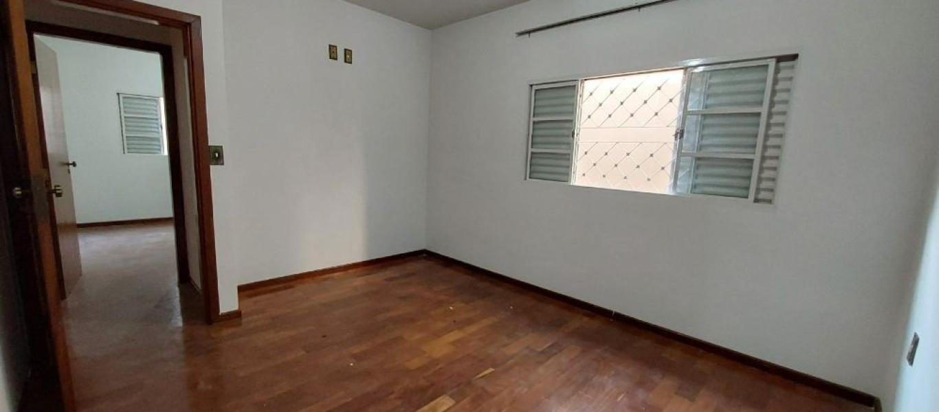 CASA NO Jardim Europa em Assis