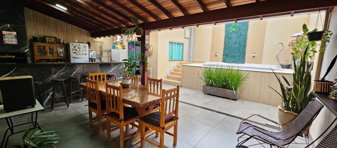 CASA NA SANTA CECILIA em Assis