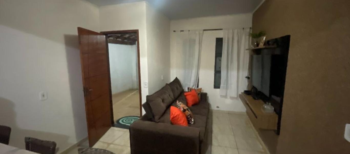 CASA NA Vila Nova Florínea em Assis