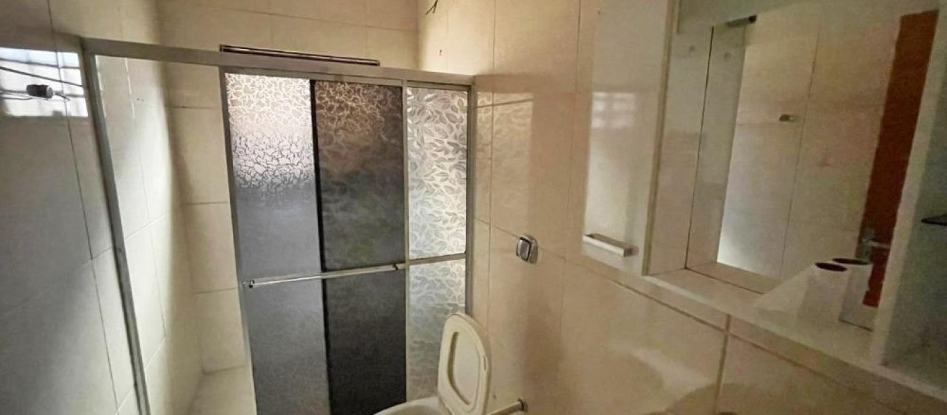 CASA NA Vila Carvalho em Assis