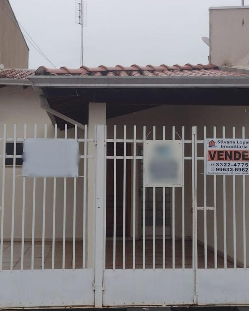 CASA NA TRIANGULO em Assis