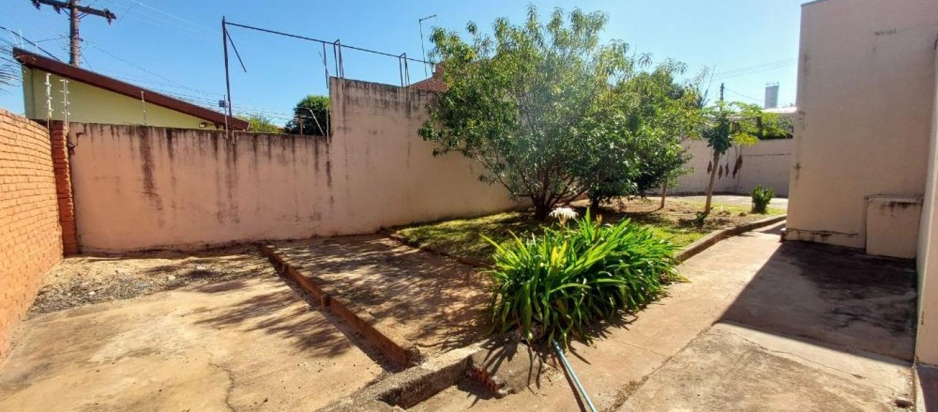 CASA NO Jardim Santa Amélia em Assis